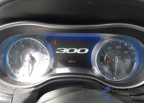 2016 Chrysler 300 Anniversary Edition z USA, uszkodzony, nr VIN 2C3CCAAG9GH128513